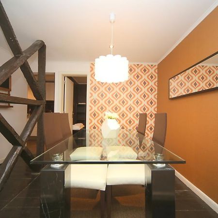 Design Stylish Lisbon Apartment Room photo