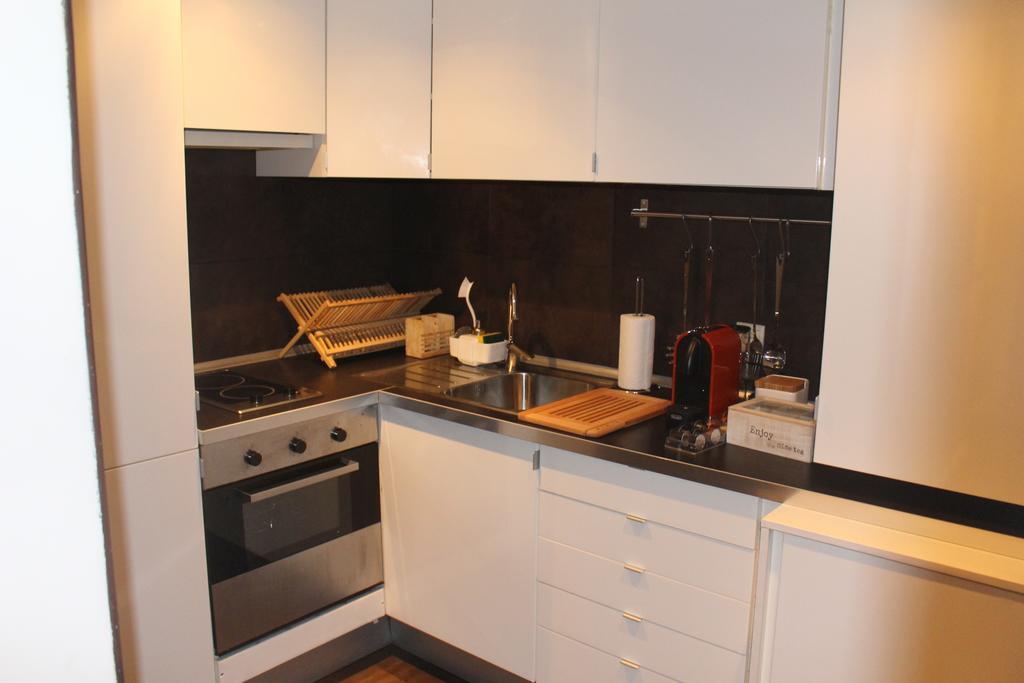 Design Stylish Lisbon Apartment Room photo